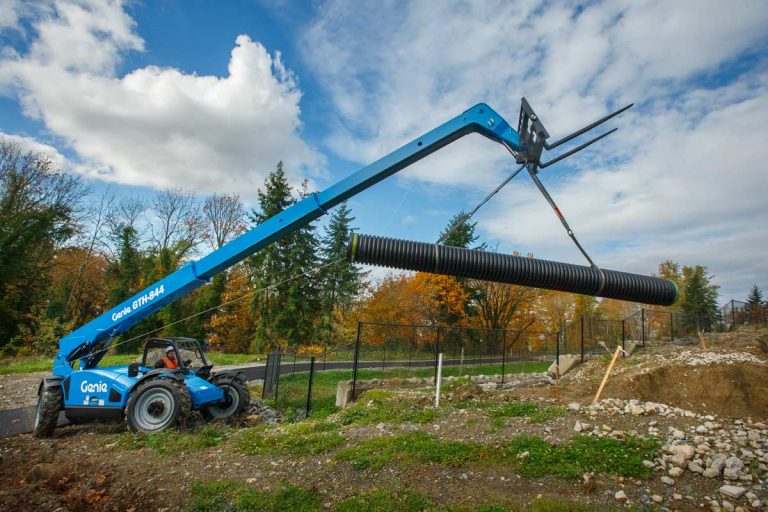 Genie GTH-844 Telehandler for Sale or Rent from National Lift Truck in Chicago, Memphis, or Little Rock
