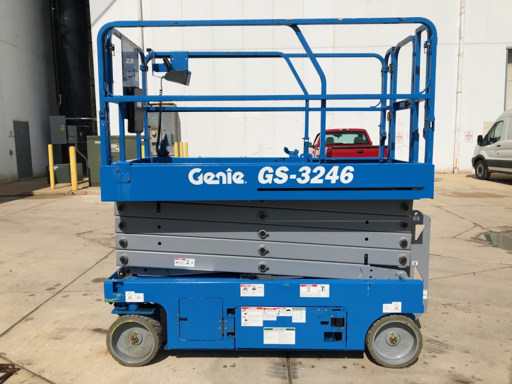 Used 2013 GENIE GS3246 SCISSOR LIFT For sale from National Lift Truck in Chicago, Il.