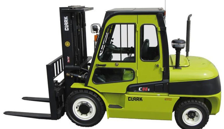 Clark 11,000 lb. pneumatic tire forklift for rent from National Lift Truck in Chicago, Memphis, Little Rock