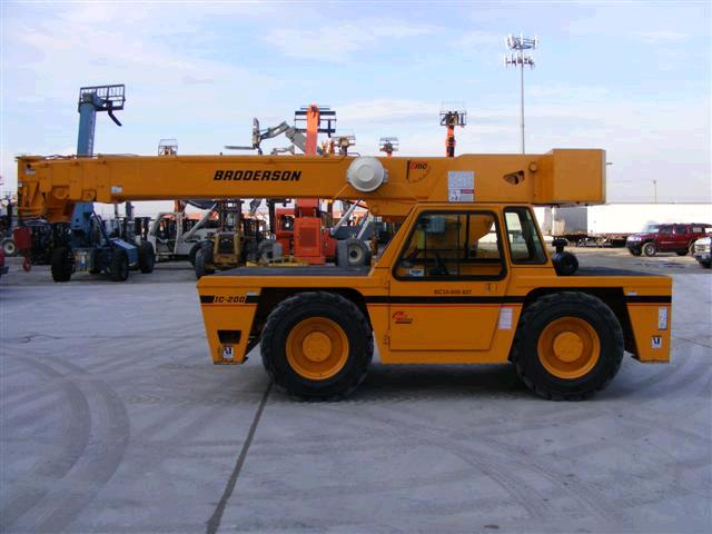 New Used Rental mobile, deck crane, Broderson IC-200-3F industrial crane, crane rental, crane truck forklift for sale Chicago | National Lift Truck, Inc.